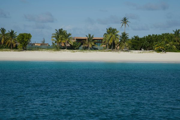 What are the best UK walking tours that offer great value?